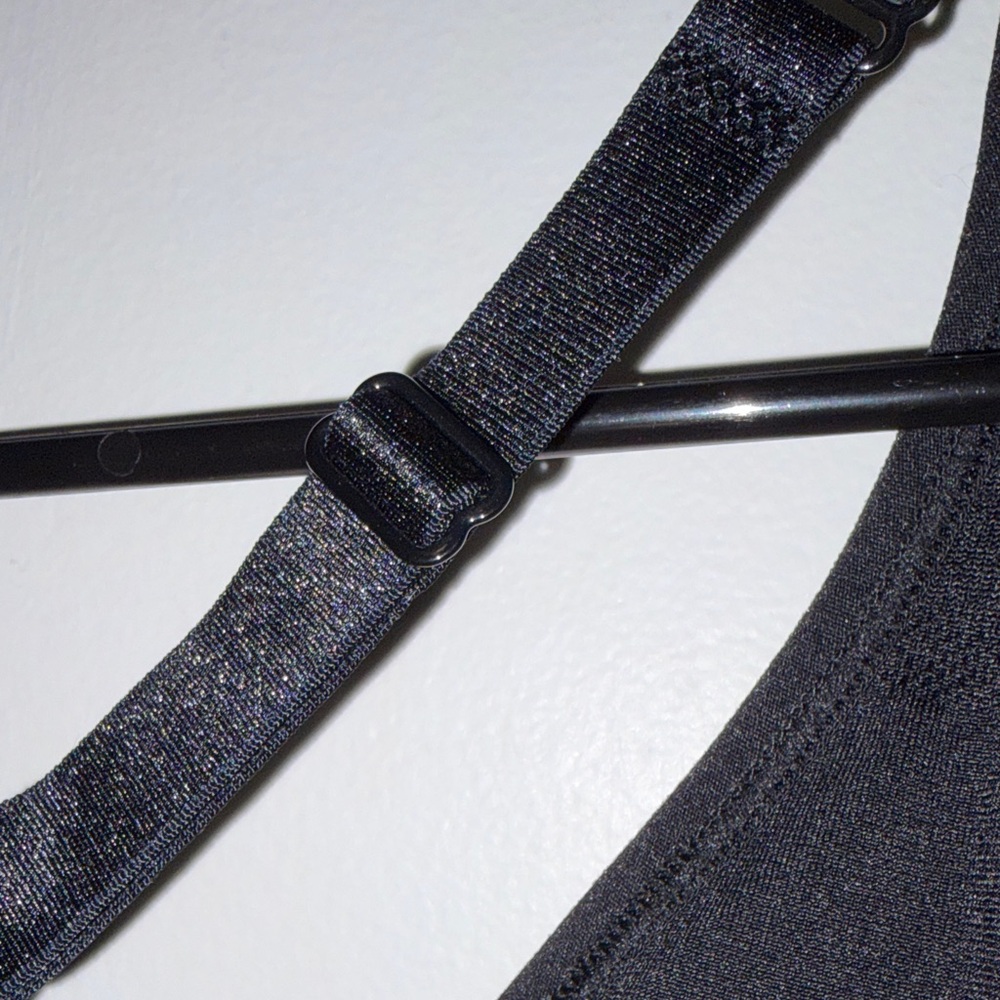 PUMA Women's Black Strappy Sports Bra - Picture 5 of 7